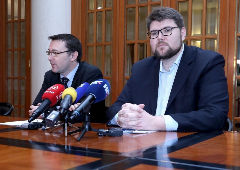 SDP priprijetio Plenkoviću zbog 'paleolitskog' Obiteljskog zakona: Tek ćete vidjeti što je cirkus!