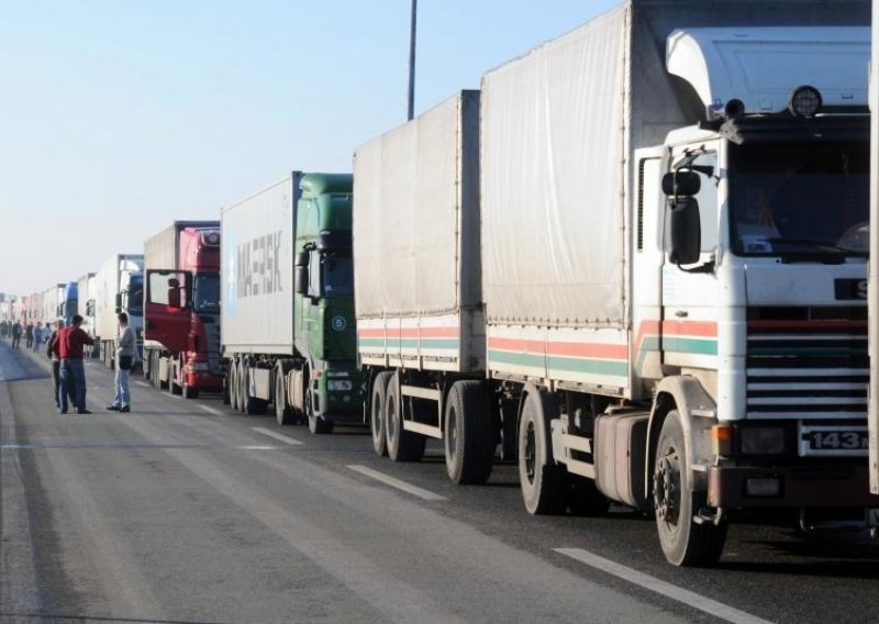 Nudi plaću od 15 tisuća kuna, a vozači se ne javljaju