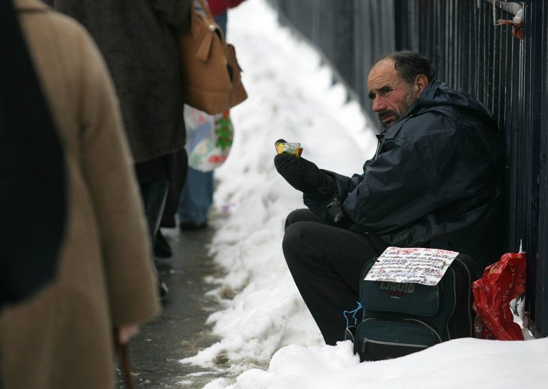 U SAD-u bez posla ostalo 2,4 milijuna ljudi