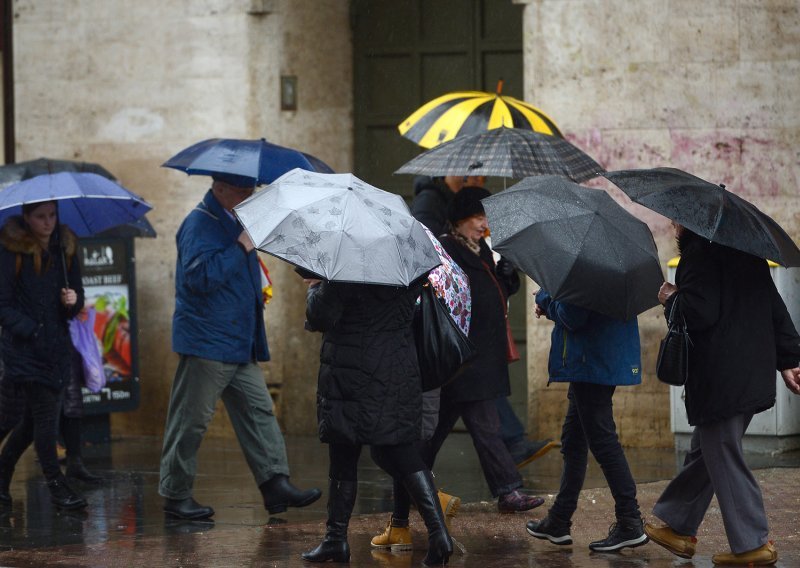 Uskrsni vikend otvara obilna kiša, no početkom tjedna stižu topliji dani