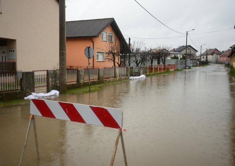 Šef Hrvatskih voda upozorava: Sutra dolazi novi vodni val