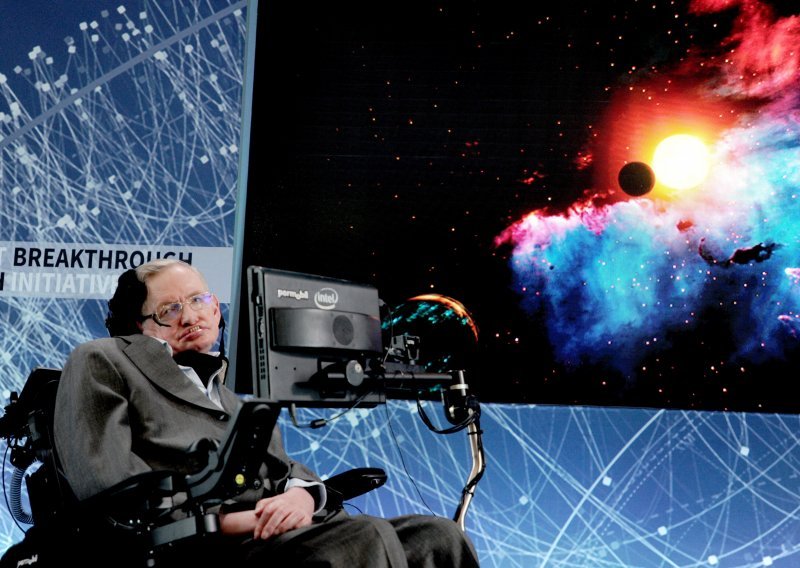 Je li nam Stephen Hawking odškrinuo vrata u druge svemire?