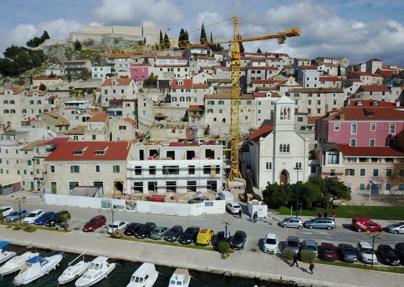 Pogledajte luksuzne stanove i 'heritage' hotel koji se grade u srcu Šibenika