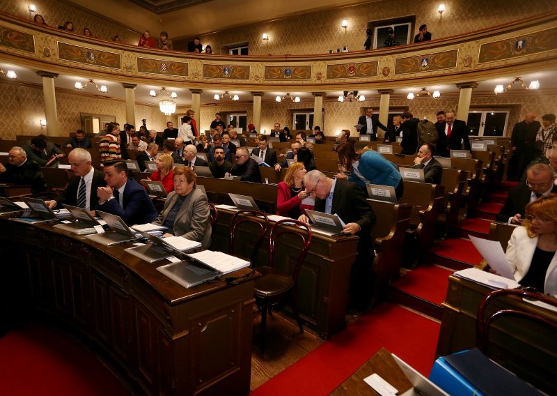 Po hitnom postupku na dnevni red stigla smjena članova Kazališnog vijeća ZKM-a