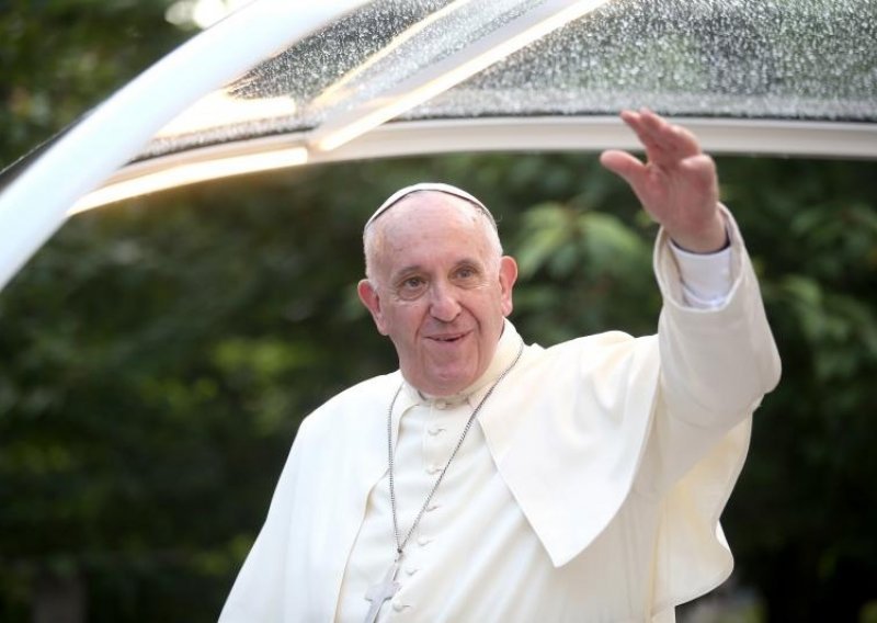 Papa Franjo zasad ne planira posjetiti Hrvatsku