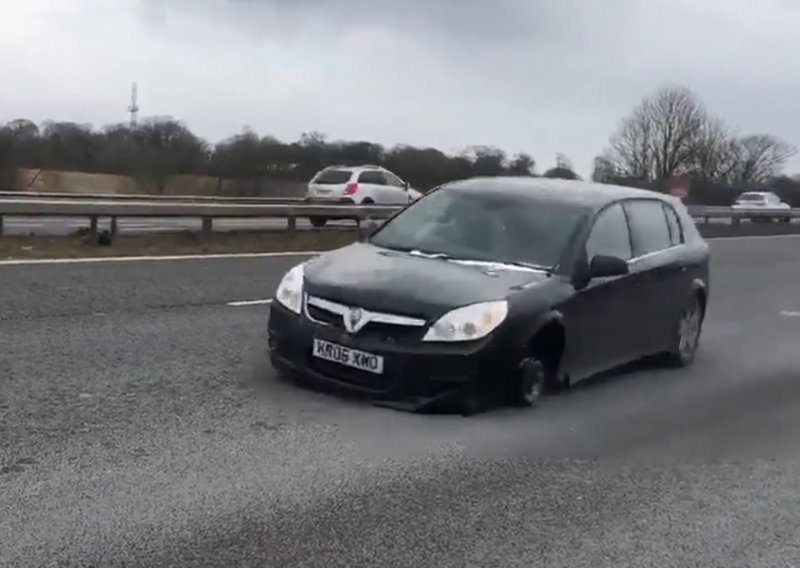 Vozio Opela autocestom bez jednog kotača. Policiji rekao da nije primijetio problem