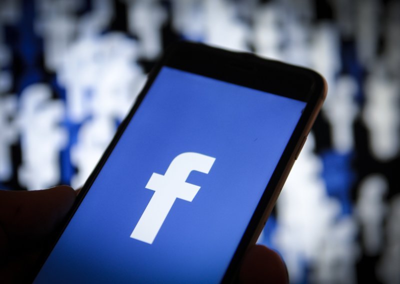 Facebook otkrio nove pokušaje manipuliranja američkim izborima