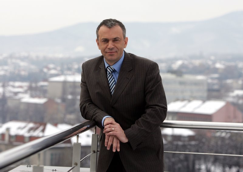 Gnjusna je laž da imam ljubavnicu