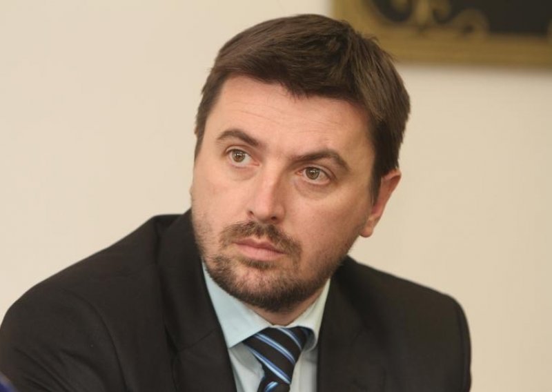 Bivši SDSS-ovac Ljubojević: Pupovac je bio omiljeni Tuđmanov Srbin