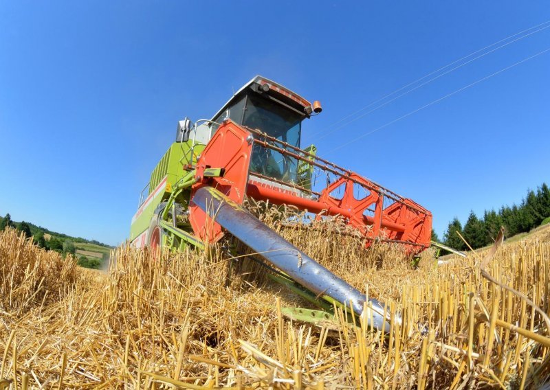 Austrija prva u EU zabranila herbicid glifosat