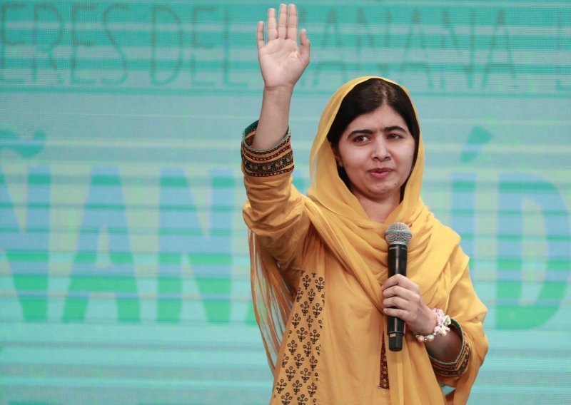 Dobitnica Nobela Malala vratila se u rodni Pakistan pet godina nakon napada talibana