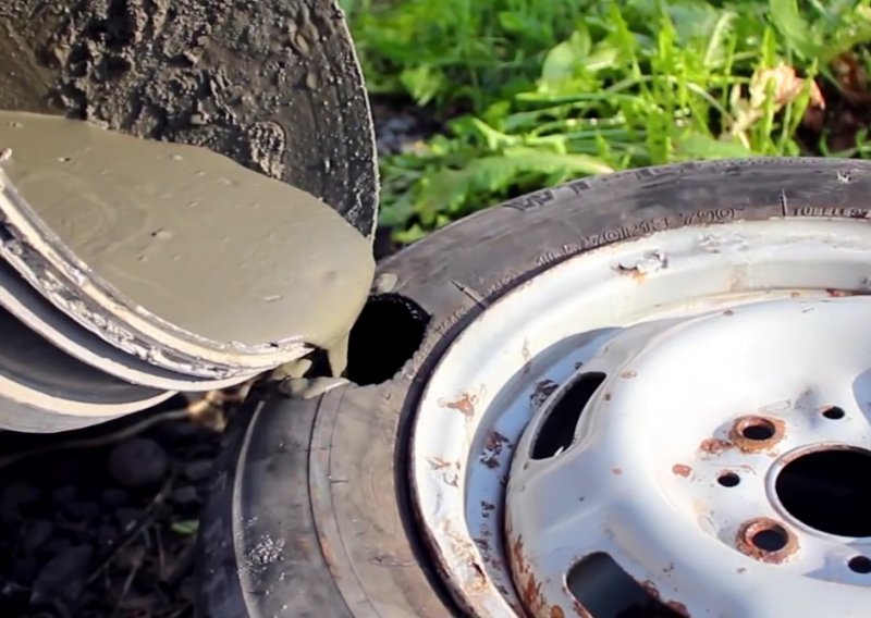 Što se dogodi kad probate voziti automobil na gumama napunjenim betonom?