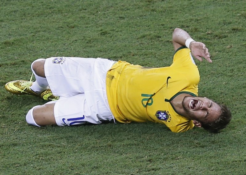 'Neymar nije osjećao noge, odmah su pozvani liječnici!'