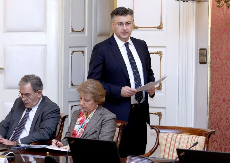 Vlada odbila interpelaciju o Istanbulskoj konvenciji; Plenković: Čudi me kako su se uopće usudili