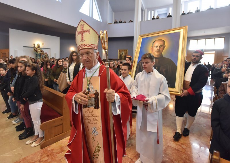 Nadbiskup Puljić tvrdi da Crkva nije napravila zaokret po pitanju Istanbulske konvencije