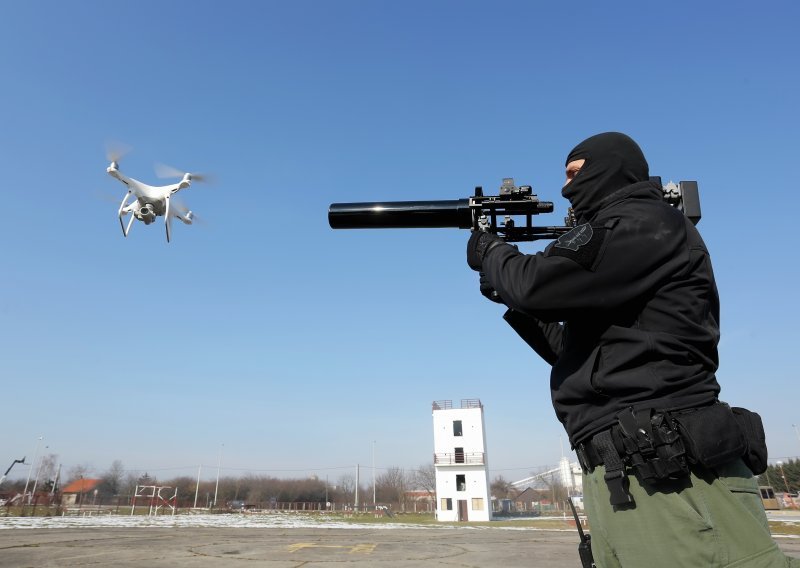 Tvrtka u kojoj je nekoć radio ministar Krstičević opet nabavlja dronove za policiju