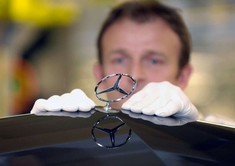 Mercedesova matična kompanija zahvalila se radnicima bonusom od 4.965 eura