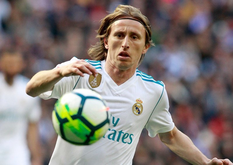Za sve je kriva drama u Madridu; Luka Modrić nepravedno 'gurnut u stranu'