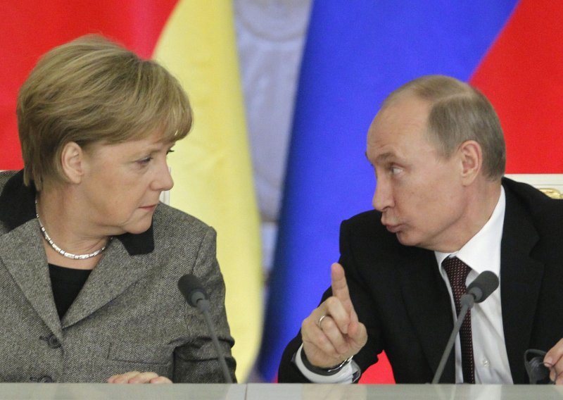 Angela Merkel smiruje Vladimira Putina?