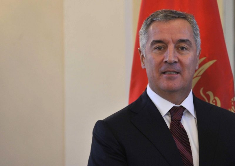Milo Đukanović nakon prvog kruga proglasio pobjedu na predsjedničkim izborima