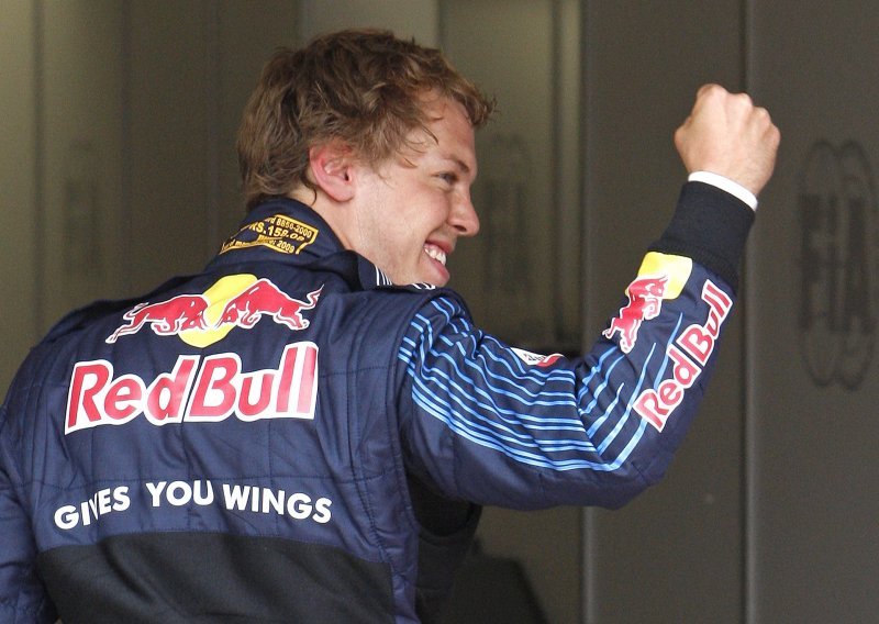 Vettelu prvi pole position u sezoni
