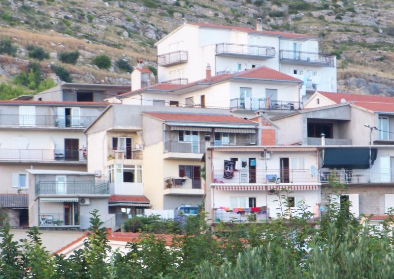 Lakša prenamjena stanova u turističke apartmane