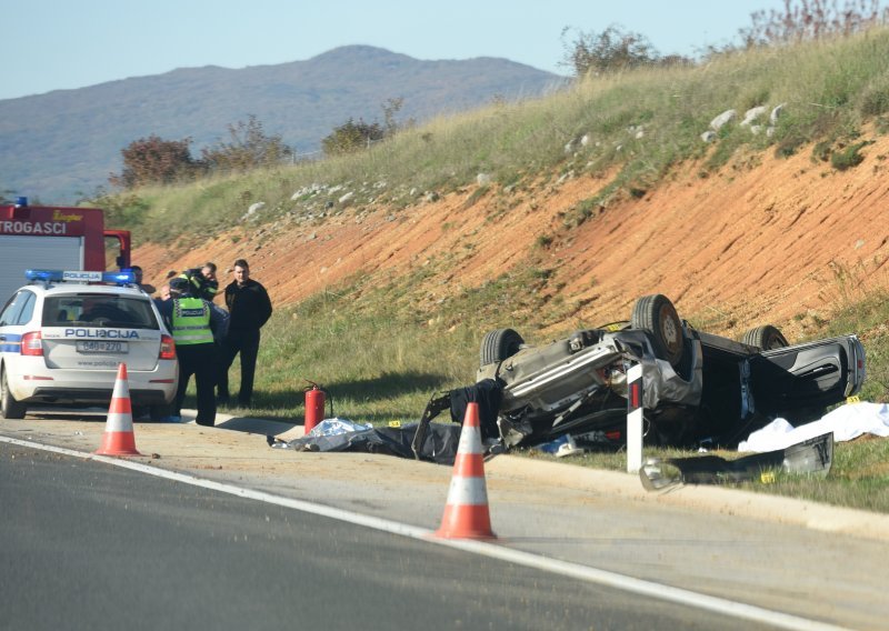 Nesreća na A1; Jedna osoba poginula, tri ozlijeđene