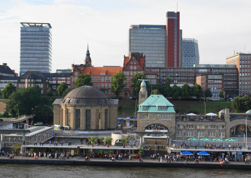 Hamburg počeo provjeravati kršenje zabrane prometa za dizelaše
