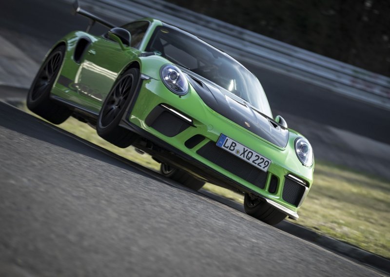 Novi Porsche 911 GT3 RS 24 sekunde brži na Nürburgringu od prethodnog modela