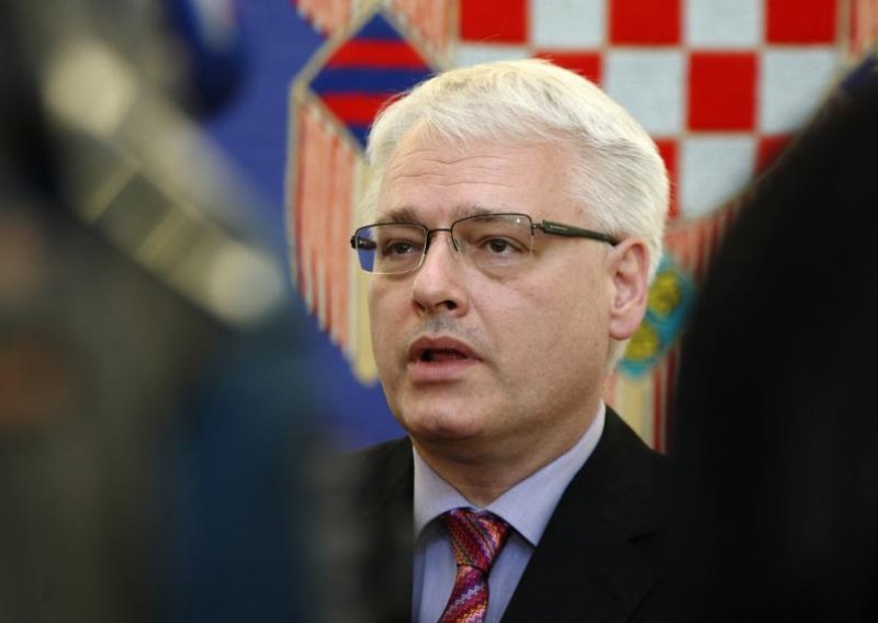 Josipovic says Friday will be 'historic day' for Croatia