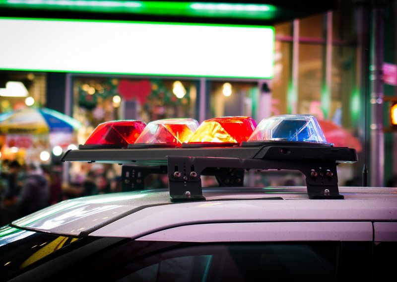 Policija utvrdila da su paketi u njujorškom prometnom čvorištu ekspres lonci