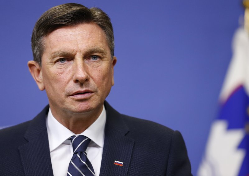 Pahor kritizirao odnos Europske komisije prema arbitraži s Hrvatskom