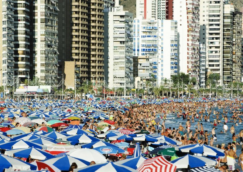 Zbog nesnosnih gužvi i buke od ljeta u Palmi de Mallorci zabrana iznajmljivanja nekretnina