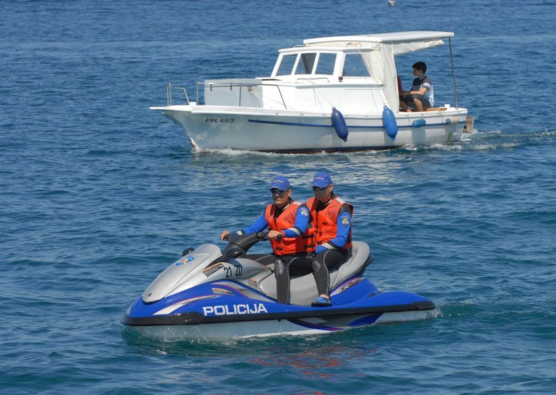 Na Jadranu će patrolirati i srpski policajci