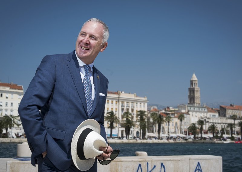 Splitski gradonačelnik pisao turistima: Pročitajte 'Oparin kućni red'
