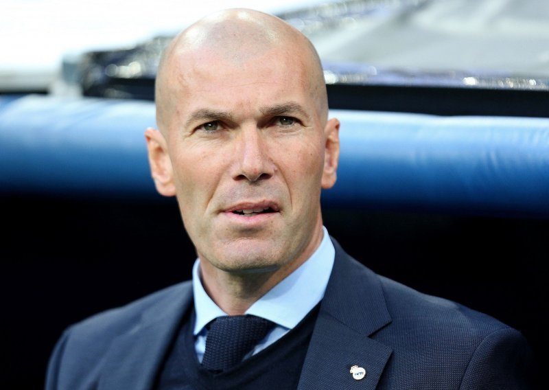 Zinedine Zidane više nije trener Real Madrida! Njegova odluka šokirala predsjednika i sve igrače
