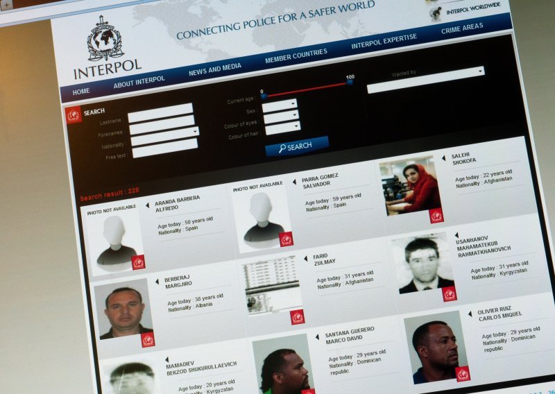 Na Interpolovim tjeralicama 19 državljana BiH osumnjičenih za terorizam