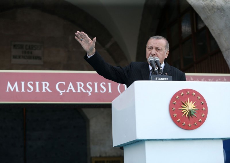 Erdogan protjerao Uber iz Turske: Mi imamo svoj sustav prijevoza
