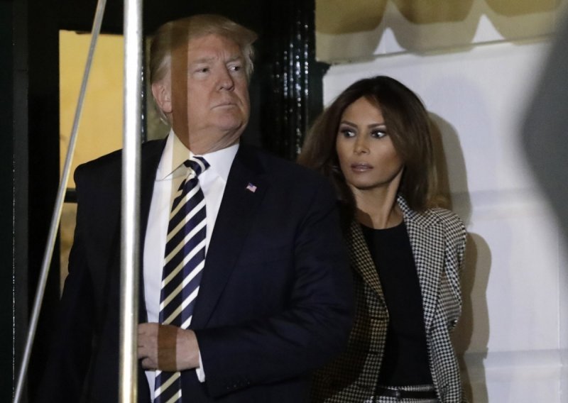 Više od dva tjedna nitko nije vidio Melaniju, Trump tvrdi: 'Sve je u redu'