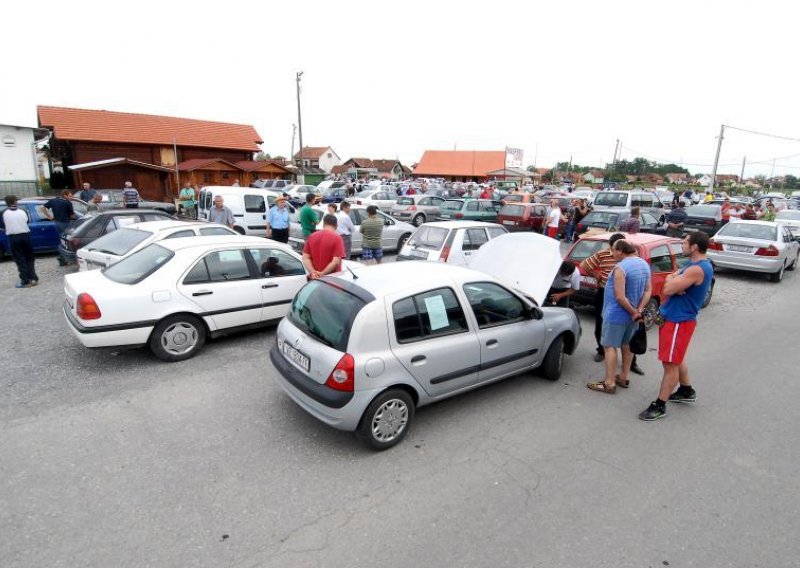 Ne upadajte u zamku kupujući rabljeni automobil