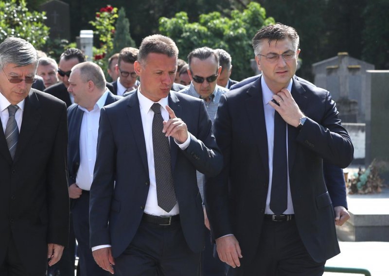 Plenković: Ako nešto nije bilo dobro, tražit ćemo odgovornost; Jandroković: Ne sviđa mi se stil mailova