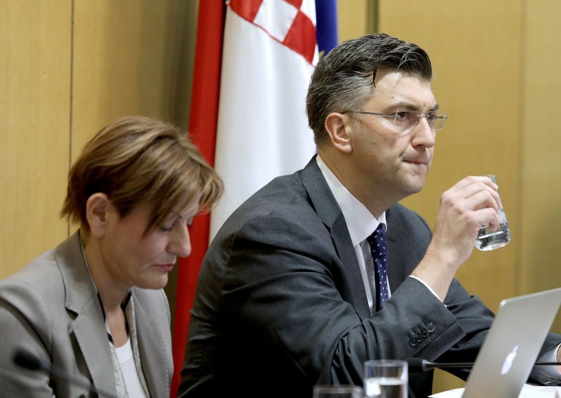 Novi mailovi: Plenković se više puta sastao s grupom Borg, reakcije pljušte sa svih strana