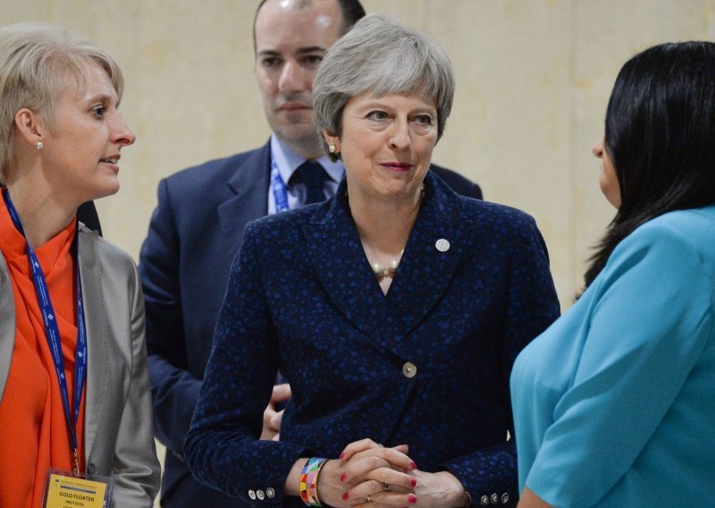 Uspjeh premijerke May: parlament prihvatio nacrt zakona o Brexitu