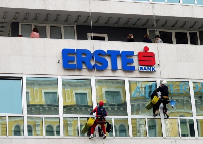 Erste banka u 2015. plasirala 25 posto više stambenih kredita