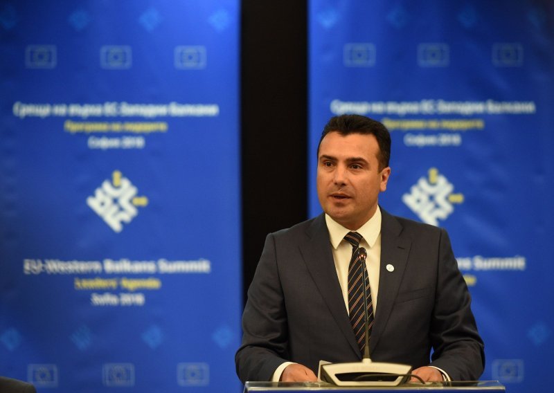 Makedonski premijer Zaev ponudio maslinovu grančicu protivnicima