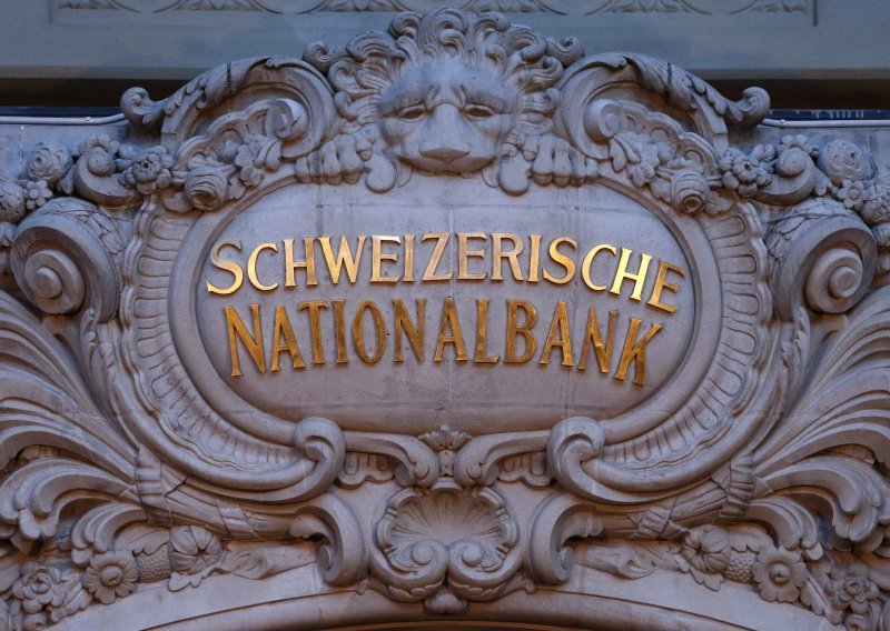 Švicarska središnja banka spremna intervenirati na tržištu