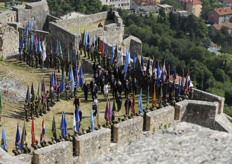 Ceremonies in observance of Victory Day start in Knin