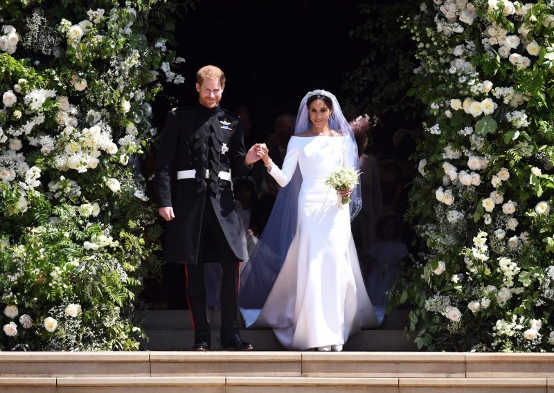 Dirljiva gesta: Evo na koje je sve načine princ Harry odao počast voljenoj majci na svom vjenčanju