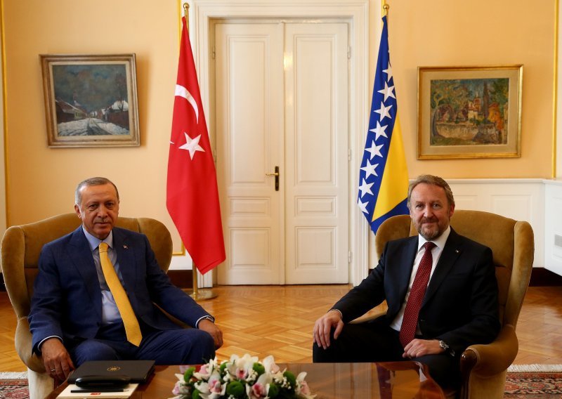 Erdogan obećao svu potporu BiH, ali traži pomoć u obračunu s protivnicima