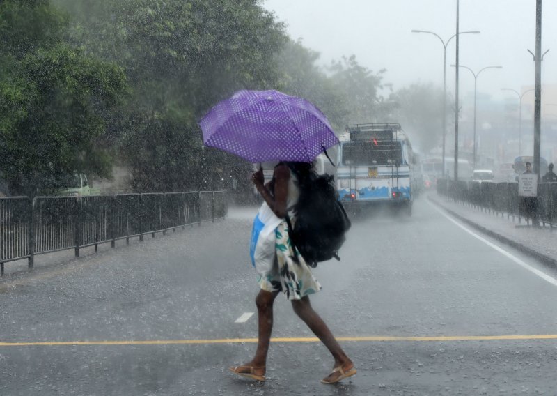 Monsunske kiše na Šri Lanki odnijele prve žrtve, evakuirano 10.000 ljudi